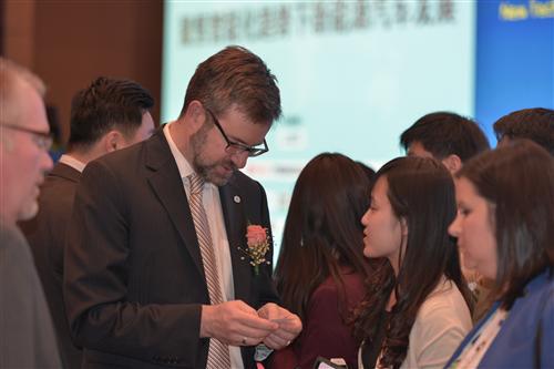 2015盖世峰会：绿色、环保、智能成汽车行业着力点