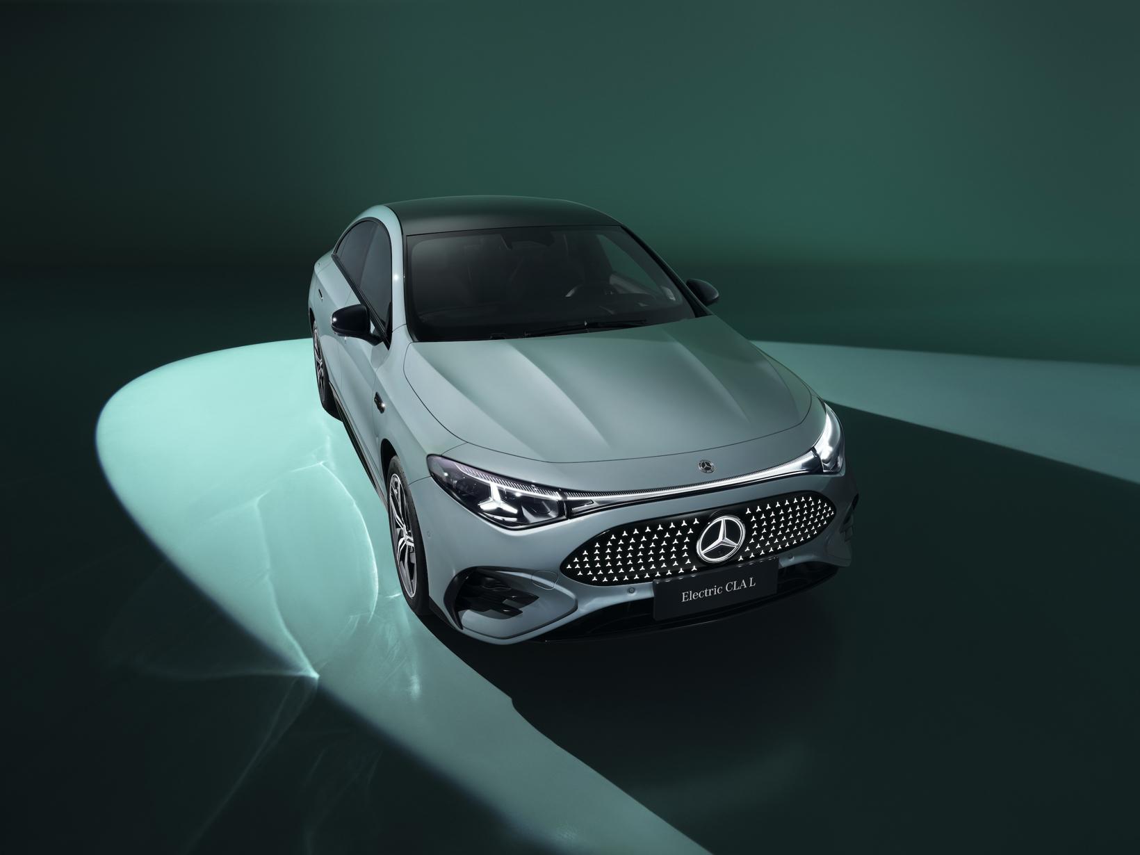 梅赛德斯-奔驰全新纯电长轴距CLA、Vision V概念车亮相