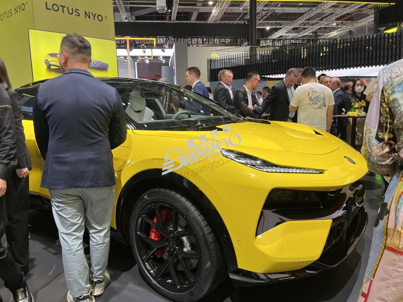 路特斯携旗下百万级纯电SUV Eletre亮相上海车展