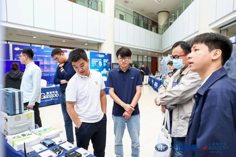 【圆满落幕】走进一汽解放商用车创新技术展