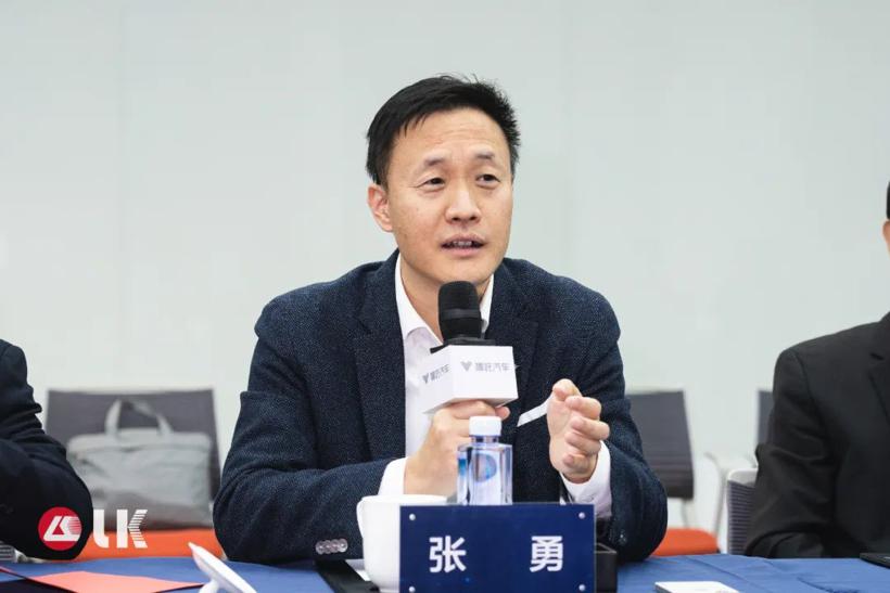 力劲集团&哪吒汽车超大一体化压铸战略合作签约仪式圆满举行！