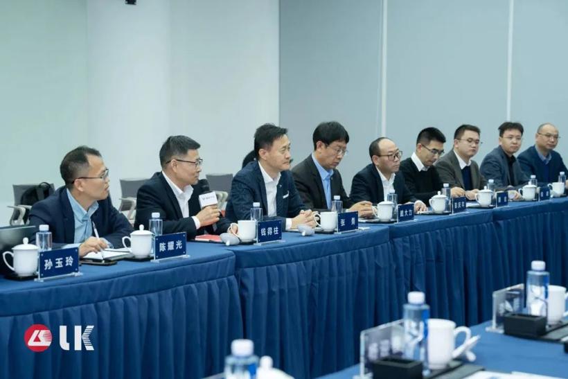 力劲集团&哪吒汽车超大一体化压铸战略合作签约仪式圆满举行！