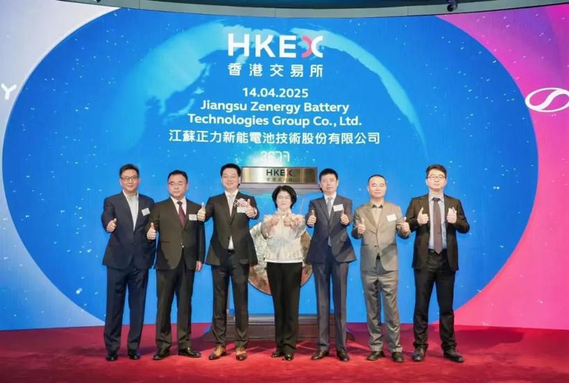 “福耀系”诞生200亿IPO，曹德旺要抢曾毓群的生意