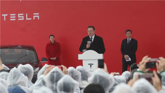 重获资本追捧的特斯拉，依然令传统车企“眼馋”