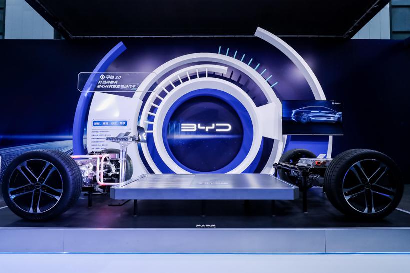 E周看点丨传小米汽车计划2024年出车，国产Model Y性能版涨1万元