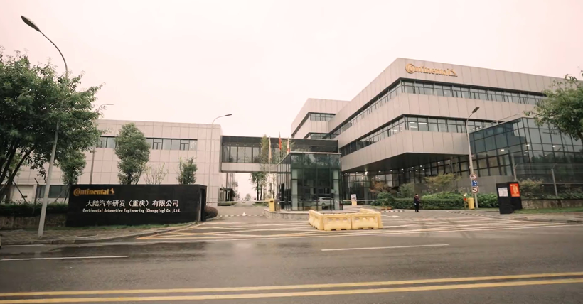 智能网联汽车的终极战役是“抢人”