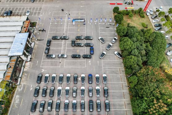 凡尔赛C5 X本月计划交付超5000辆