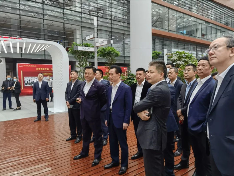 花“1个小目标”，万达在珠海成立汽车公司