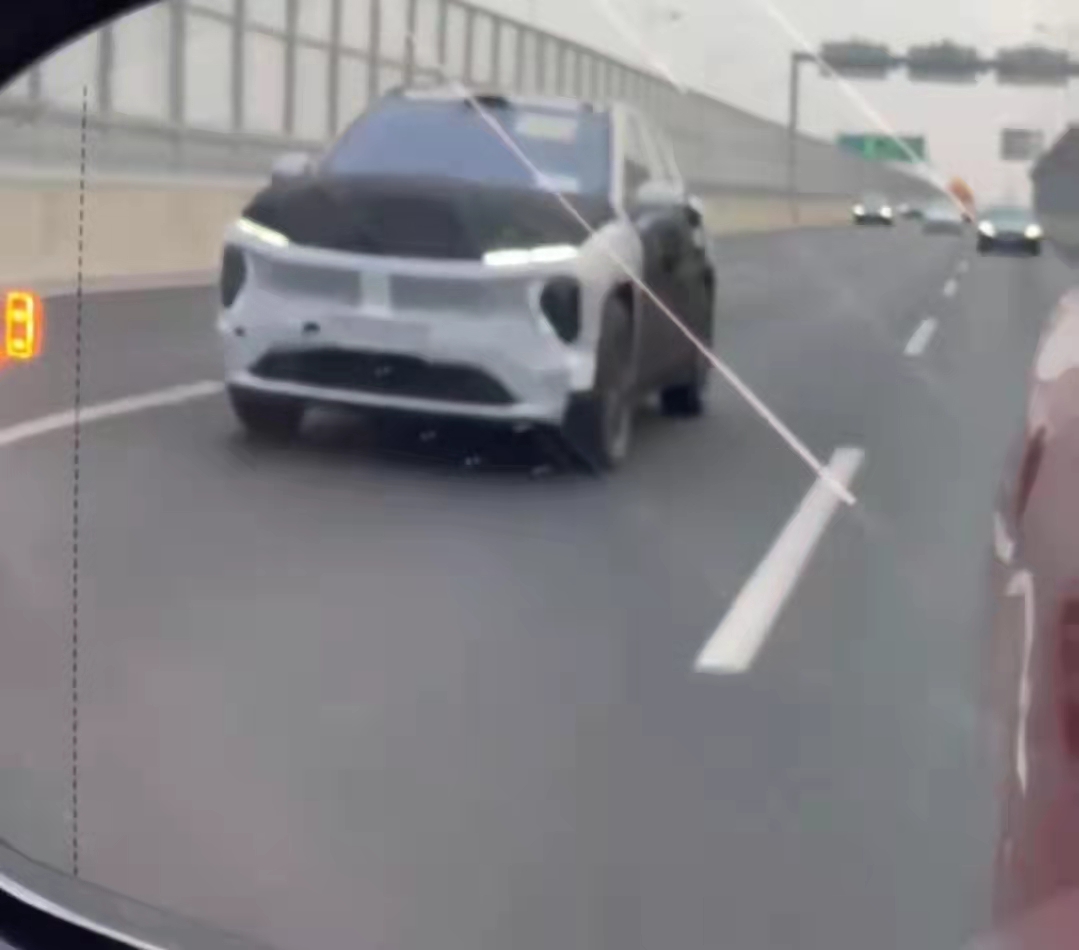 中型但不中庸 蔚来ES7亮点分析