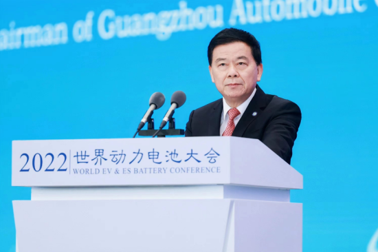 新能源汽车行业火爆，上下游企业却都说“不赚钱”
