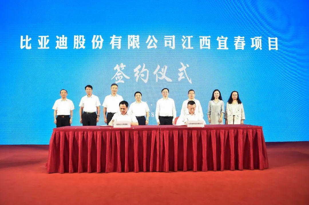E周看点丨理想L9正式下线；零跑赴港IPO获证监会核准