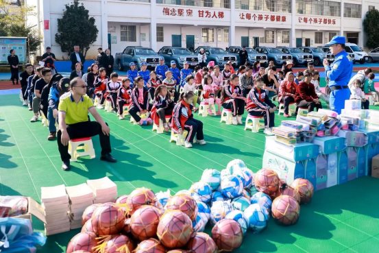 中国汽车论坛首届皮卡分论坛召开 皮卡分会正式授牌