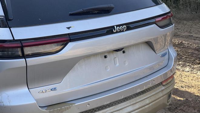 4xe来了 全新Jeep大切诺基将于2月11日开启预售