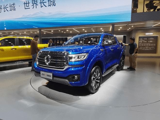 搭载2.4T柴油引擎/售12.68万起 2.4T长城炮正式上市