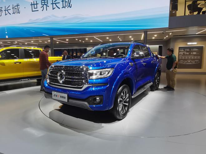 搭载2.4T柴油引擎/售12.68万起 2.4T长城炮正式上市