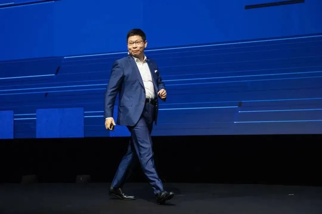 余承东夺7之恨，李想6之大吉