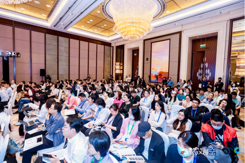 精彩开幕 | 2024中国汽车低碳与可持续发展论坛
