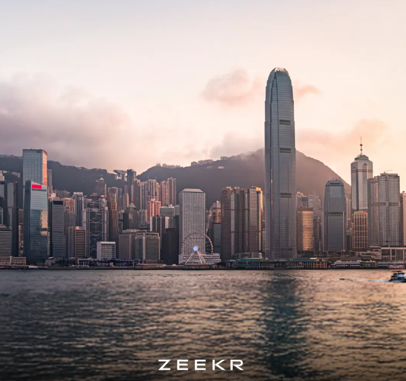 首批百台极氪X在香港市场完成交付，009车型近期开启交付