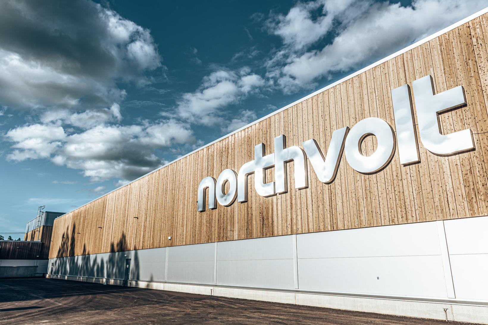 Northvolt将在瑞典裁员超2,000人