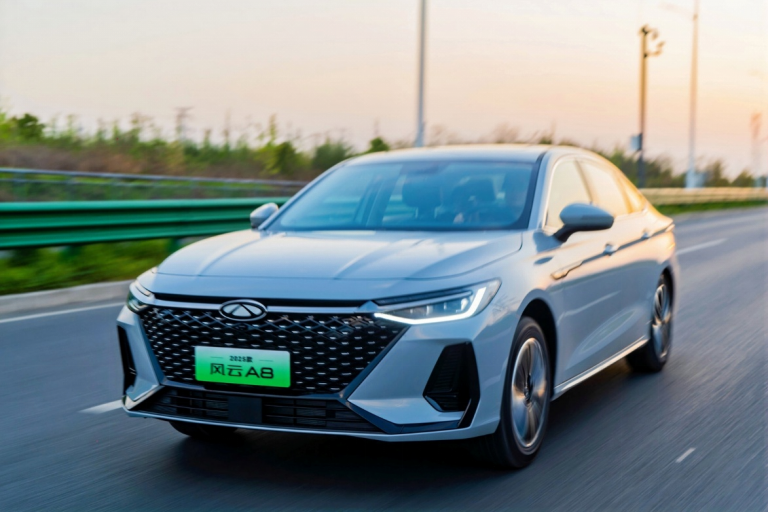2025款风云A8焕新上市，现金一口价8.99万元起