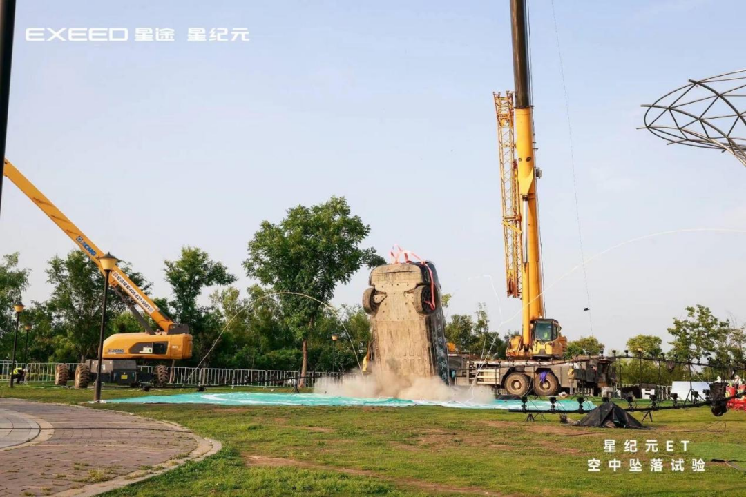 五大维度46项升级，2025款星纪元ET上市
