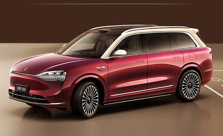 2025款问界M9车型上市27天，大定破4万台